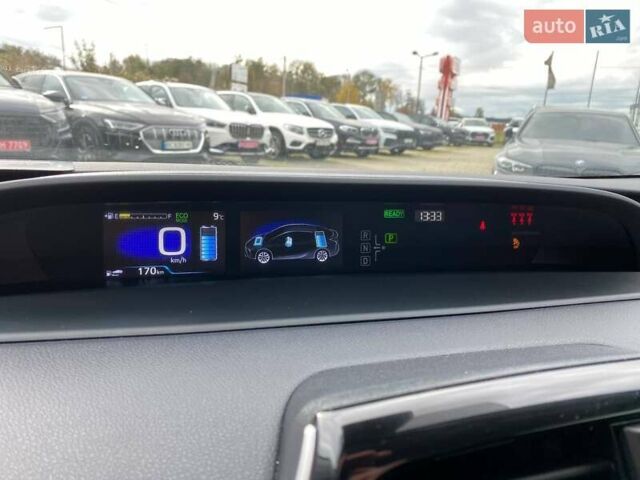 Черный Тойота Приус, объемом двигателя 1.8 л и пробегом 135 тыс. км за 18300 $, фото 15 на Automoto.ua