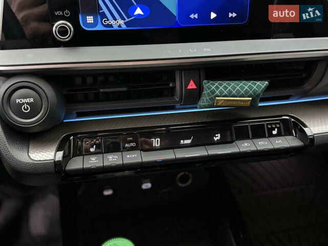 Черный Тойота Приус, объемом двигателя 2 л и пробегом 33 тыс. км за 27900 $, фото 17 на Automoto.ua