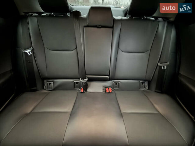 Черный Тойота Приус, объемом двигателя 2 л и пробегом 33 тыс. км за 27900 $, фото 19 на Automoto.ua