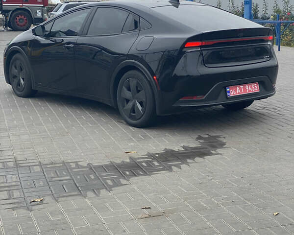 Черный Тойота Приус, объемом двигателя 2 л и пробегом 71 тыс. км за 28500 $, фото 4 на Automoto.ua