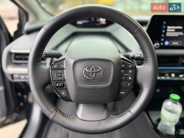 Черный Тойота Приус, объемом двигателя 2 л и пробегом 33 тыс. км за 27900 $, фото 12 на Automoto.ua