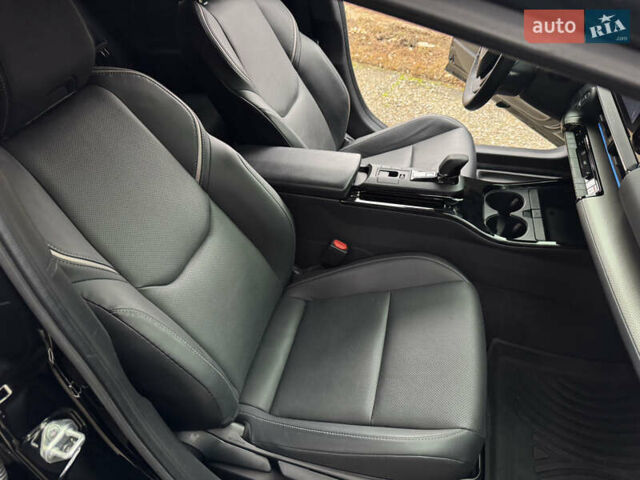 Черный Тойота Приус, объемом двигателя 1.99 л и пробегом 33 тыс. км за 27900 $, фото 14 на Automoto.ua