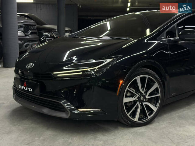 Черный Тойота Приус, объемом двигателя 1.99 л и пробегом 33 тыс. км за 27500 $, фото 7 на Automoto.ua