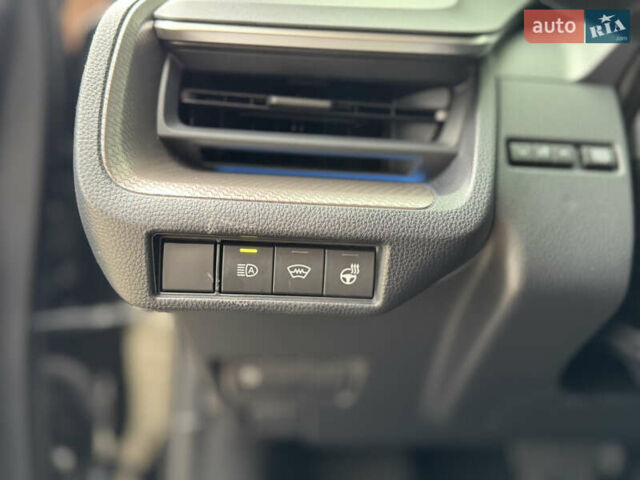 Черный Тойота Приус, объемом двигателя 1.99 л и пробегом 33 тыс. км за 27900 $, фото 9 на Automoto.ua