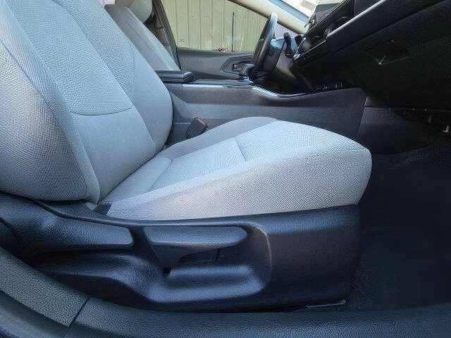 Черный Тойота Приус, объемом двигателя 2 л и пробегом 10 тыс. км за 14000 $, фото 10 на Automoto.ua