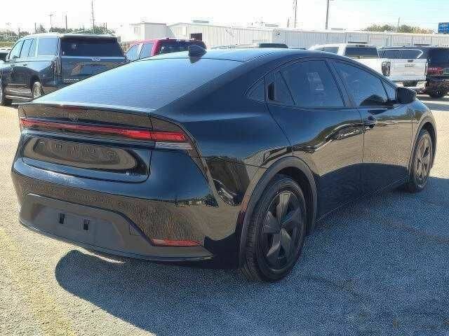 Черный Тойота Приус, объемом двигателя 2 л и пробегом 10 тыс. км за 14000 $, фото 6 на Automoto.ua