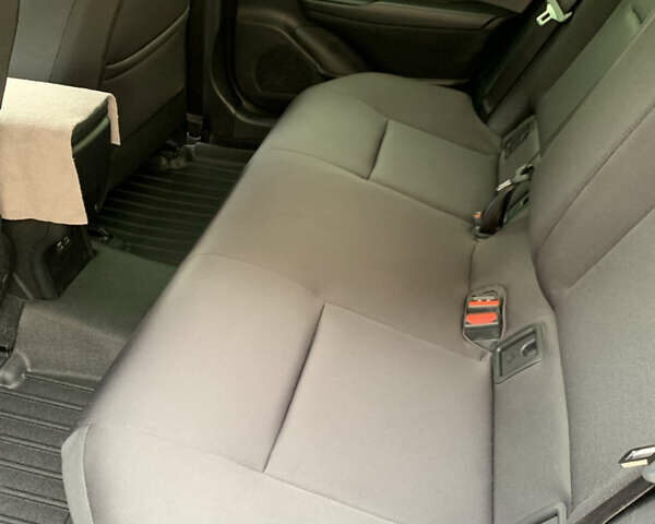 Чорний Тойота Пріус, об'ємом двигуна 2 л та пробігом 7 тис. км за 29500 $, фото 17 на Automoto.ua