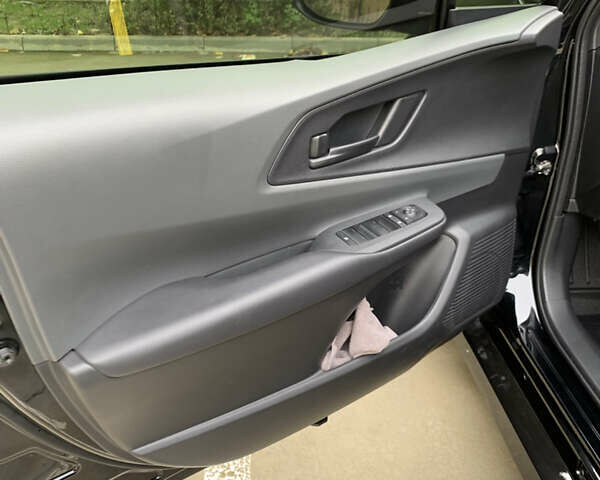 Чорний Тойота Пріус, об'ємом двигуна 2 л та пробігом 7 тис. км за 29500 $, фото 10 на Automoto.ua