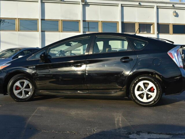 Тойота Приус 2013 в Днепре (Днепропетровске) на Automoto.ua Черный Тойота Приус, объемом двигателя 1.8 л и пробегом 81 тыс. км за 8100 $, фото 3 на Automoto.ua