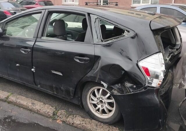 Черный Тойота Приус, объемом двигателя 1.8 л и пробегом 2 тыс. км за 5500 $, фото 2 на Automoto.ua