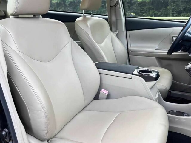 Черный Тойота Приус, объемом двигателя 1.8 л и пробегом 82 тыс. км за 3000 $, фото 8 на Automoto.ua