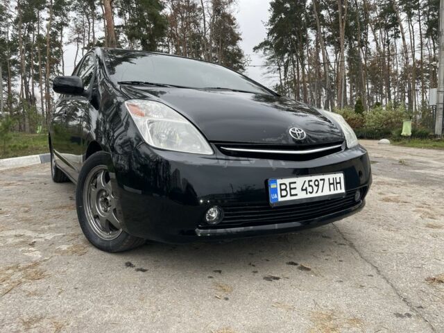 Черный Тойота Приус, объемом двигателя 1.5 л и пробегом 303 тыс. км за 5500 $, фото 3 на Automoto.ua