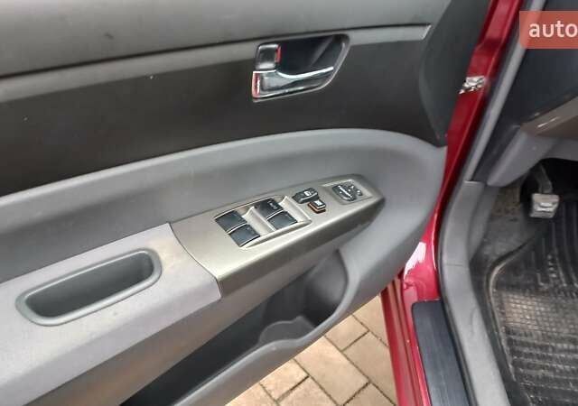 Красный Тойота Приус, объемом двигателя 1.5 л и пробегом 226 тыс. км за 6500 $, фото 24 на Automoto.ua