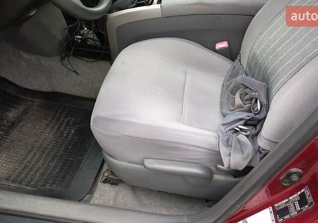 Красный Тойота Приус, объемом двигателя 1.5 л и пробегом 226 тыс. км за 6500 $, фото 21 на Automoto.ua