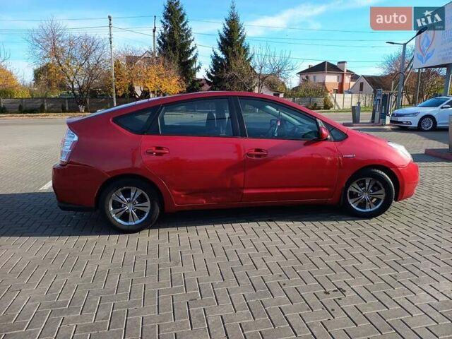 Червоний Тойота Пріус, об'ємом двигуна 1.5 л та пробігом 192 тис. км за 3999 $, фото 8 на Automoto.ua