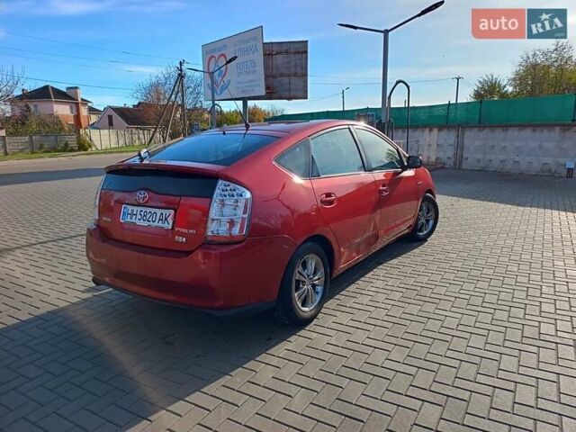 Червоний Тойота Пріус, об'ємом двигуна 1.5 л та пробігом 192 тис. км за 3999 $, фото 4 на Automoto.ua