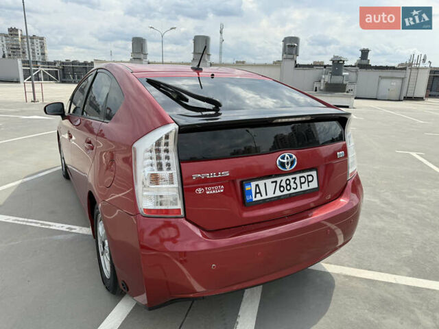 Красный Тойота Приус, объемом двигателя 1.8 л и пробегом 227 тыс. км за 10500 $, фото 9 на Automoto.ua
