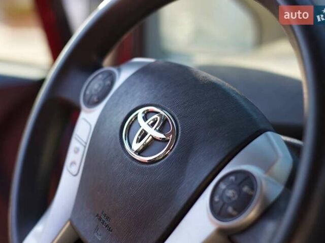 Красный Тойота Приус, объемом двигателя 1.8 л и пробегом 176 тыс. км за 10800 $, фото 17 на Automoto.ua