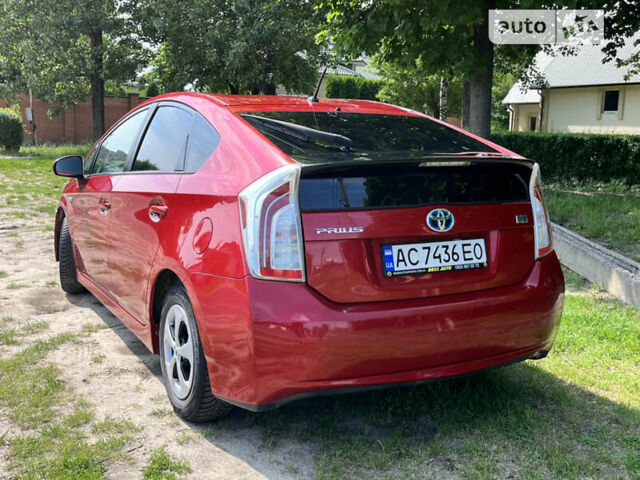 Красный Тойота Приус, объемом двигателя 1.8 л и пробегом 241 тыс. км за 11700 $, фото 8 на Automoto.ua