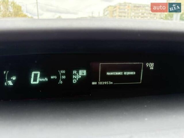 Красный Тойота Приус, объемом двигателя 1.8 л и пробегом 167 тыс. км за 12500 $, фото 11 на Automoto.ua