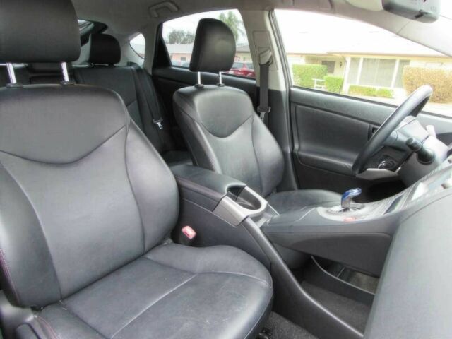 Червоний Тойота Пріус, об'ємом двигуна 1.8 л та пробігом 84 тис. км за 6500 $, фото 9 на Automoto.ua