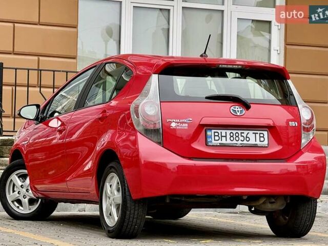 Червоний Тойота Пріус, об'ємом двигуна 1.5 л та пробігом 208 тис. км за 9999 $, фото 35 на Automoto.ua