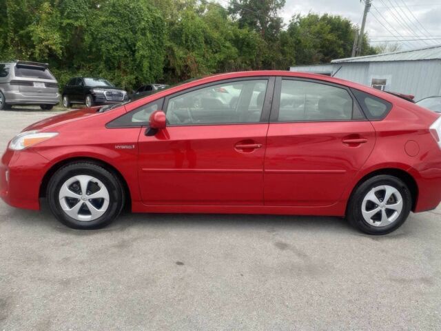 Красный Тойота Приус, объемом двигателя 1.8 л и пробегом 85 тыс. км за 6900 $, фото 2 на Automoto.ua