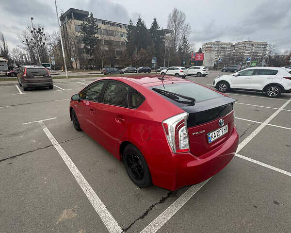 Красный Тойота Приус, объемом двигателя 1.8 л и пробегом 199 тыс. км за 11400 $, фото 4 на Automoto.ua