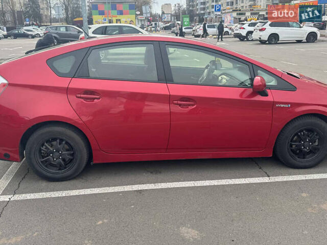 Красный Тойота Приус, объемом двигателя 1.8 л и пробегом 199 тыс. км за 11400 $, фото 3 на Automoto.ua