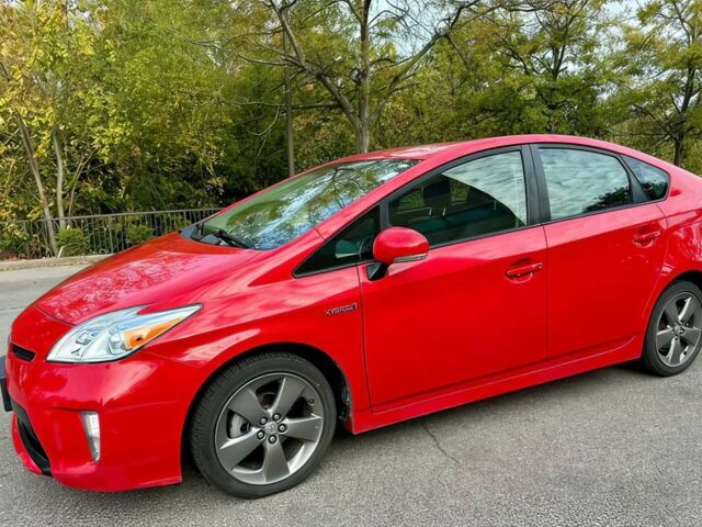 Красный Тойота Приус, объемом двигателя 1.8 л и пробегом 73 тыс. км за 8200 $, фото 2 на Automoto.ua