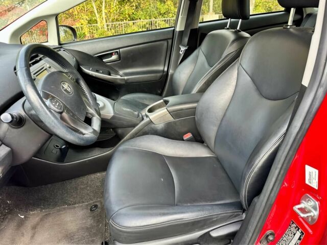 Красный Тойота Приус, объемом двигателя 1.8 л и пробегом 70 тыс. км за 1900 $, фото 8 на Automoto.ua