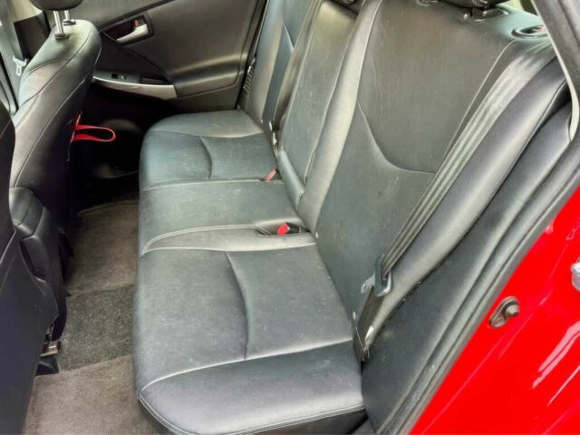 Красный Тойота Приус, объемом двигателя 1.8 л и пробегом 70 тыс. км за 1900 $, фото 10 на Automoto.ua