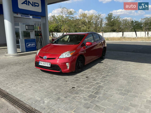 Красный Тойота Приус, объемом двигателя 1.8 л и пробегом 190 тыс. км за 11500 $, фото 1 на Automoto.ua