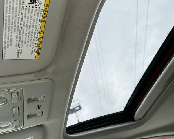 Красный Тойота Приус, объемом двигателя 1.5 л и пробегом 95 тыс. км за 11800 $, фото 23 на Automoto.ua