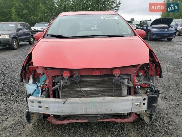 Красный Тойота Приус, объемом двигателя 1.8 л и пробегом 128 тыс. км за 2400 $, фото 4 на Automoto.ua