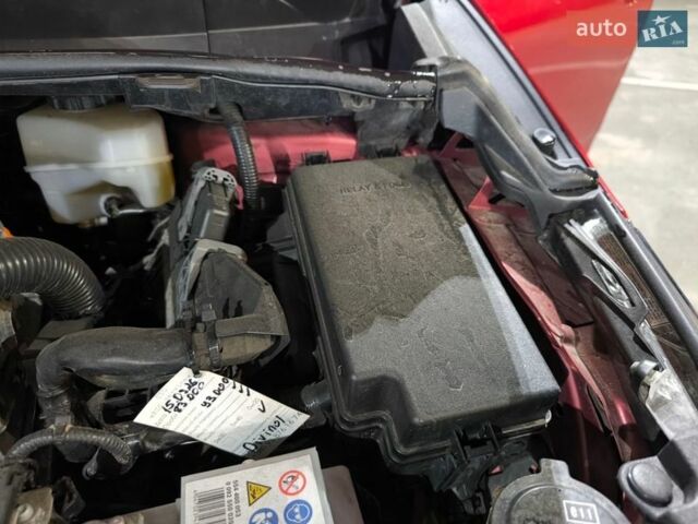 Червоний Тойота Пріус, об'ємом двигуна 1.8 л та пробігом 83 тис. км за 18000 $, фото 23 на Automoto.ua