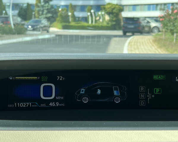 Червоний Тойота Пріус, об'ємом двигуна 1.8 л та пробігом 176 тис. км за 16800 $, фото 22 на Automoto.ua