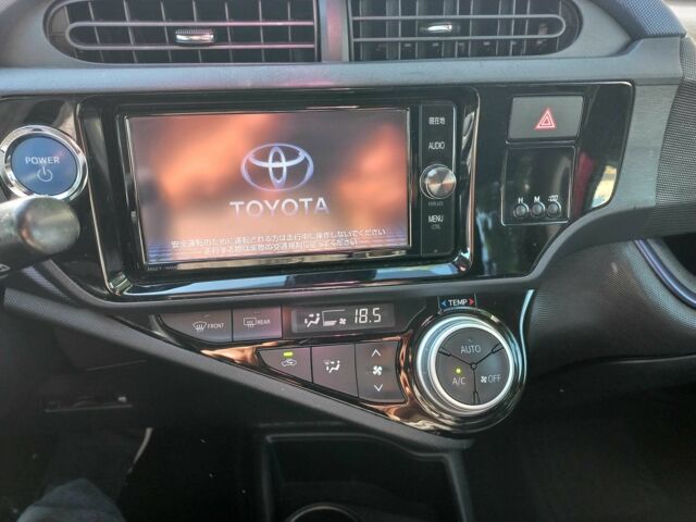 Красный Тойота Приус, объемом двигателя 1.5 л и пробегом 82 тыс. км за 11900 $, фото 17 на Automoto.ua