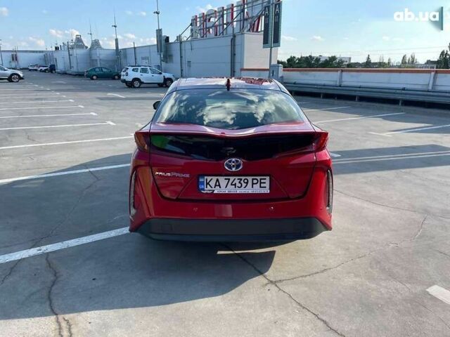 Красный Тойота Приус, объемом двигателя 1.8 л и пробегом 136 тыс. км за 17800 $, фото 5 на Automoto.ua