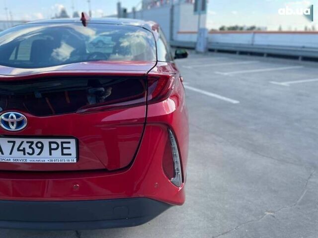 Красный Тойота Приус, объемом двигателя 1.8 л и пробегом 136 тыс. км за 17800 $, фото 6 на Automoto.ua