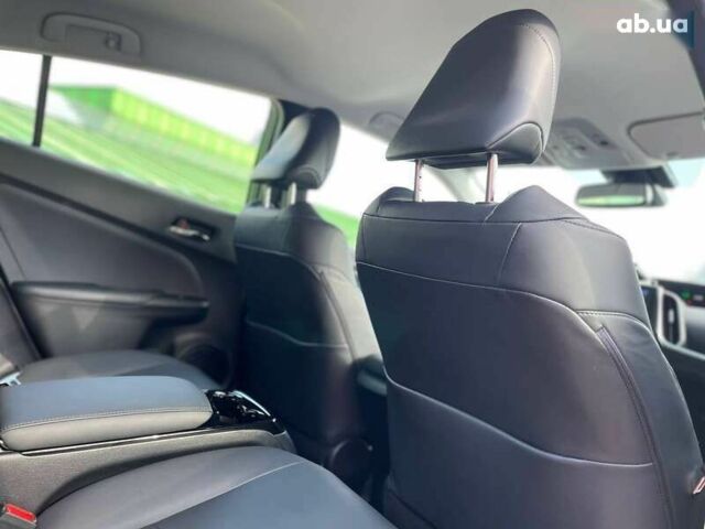 Красный Тойота Приус, объемом двигателя 1.8 л и пробегом 136 тыс. км за 17800 $, фото 28 на Automoto.ua