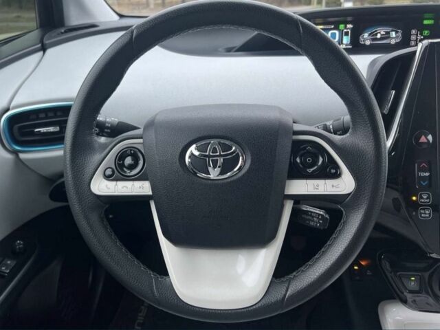 Красный Тойота Приус, объемом двигателя 1.8 л и пробегом 126 тыс. км за 19000 $, фото 6 на Automoto.ua