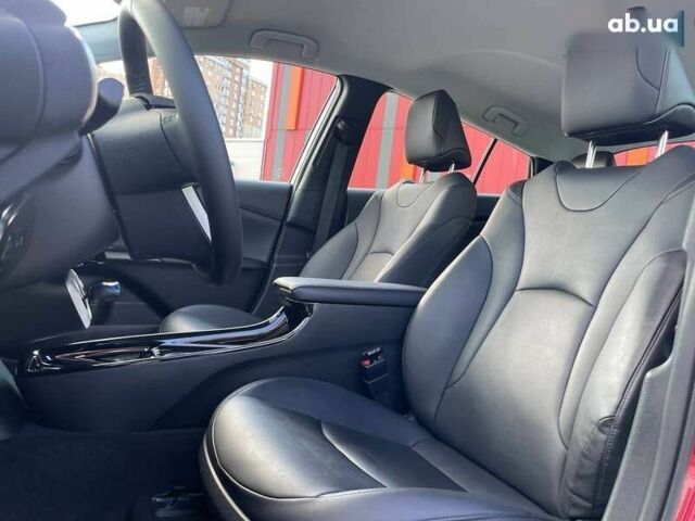 Красный Тойота Приус, объемом двигателя 1.8 л и пробегом 136 тыс. км за 17800 $, фото 18 на Automoto.ua