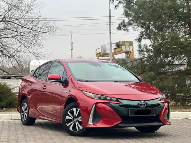 Красный Тойота Приус, объемом двигателя 1.8 л и пробегом 126 тыс. км за 19000 $, фото 7 на Automoto.ua