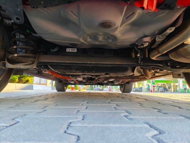 Красный Тойота Приус, объемом двигателя 1.5 л и пробегом 66 тыс. км за 14800 $, фото 22 на Automoto.ua