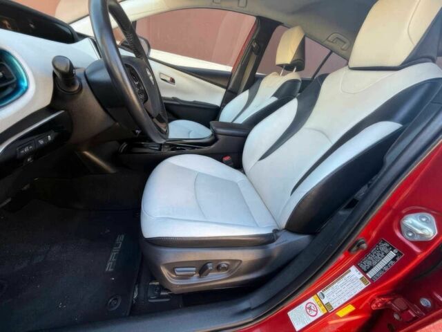 Красный Тойота Приус, объемом двигателя 1.8 л и пробегом 33 тыс. км за 11300 $, фото 8 на Automoto.ua