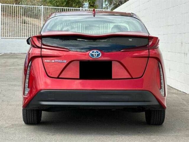 Тойота Приус 2019 в Чернигове на Automoto.ua Красный Тойота Приус, объемом двигателя 1.8 л и пробегом 56 тыс. км за 4600 $, фото 6 на Automoto.ua