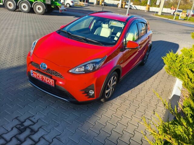 Красный Тойота Приус, объемом двигателя 1.5 л и пробегом 66 тыс. км за 14800 $, фото 6 на Automoto.ua