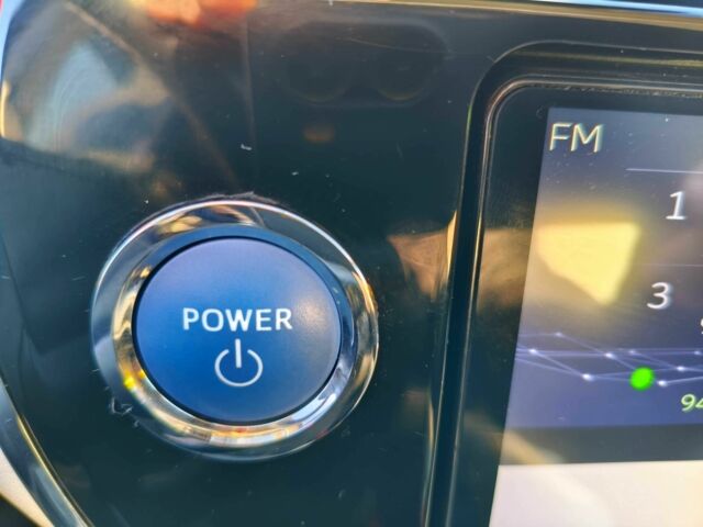 Красный Тойота Приус, объемом двигателя 1.5 л и пробегом 66 тыс. км за 14800 $, фото 15 на Automoto.ua