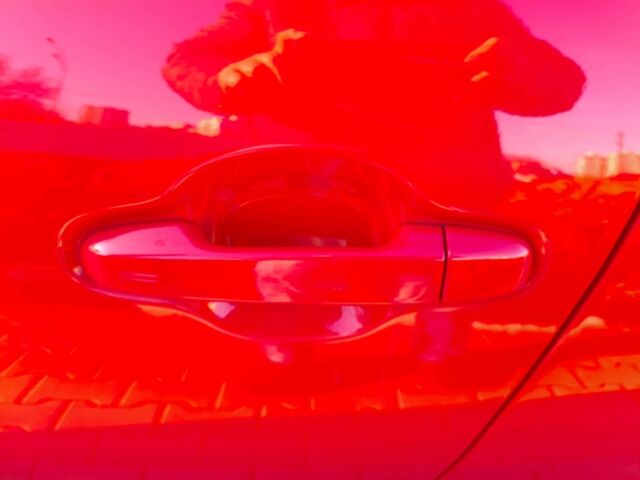 Красный Тойота Приус, объемом двигателя 1.5 л и пробегом 66 тыс. км за 14800 $, фото 14 на Automoto.ua